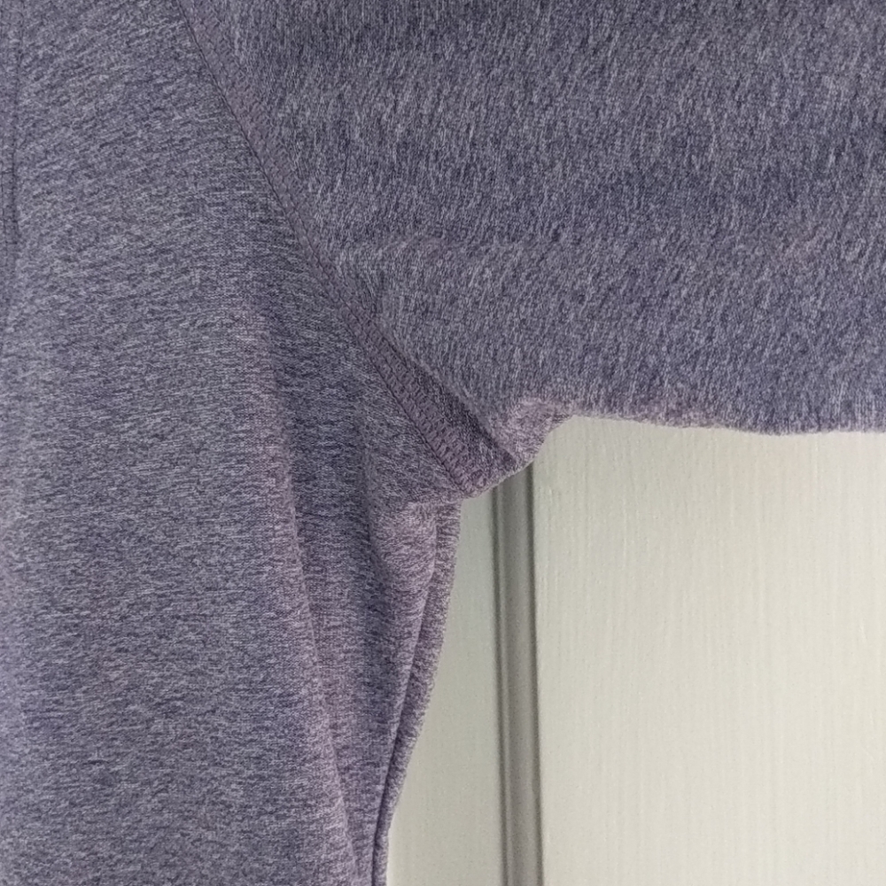 Champion athletic top, 1/4 zip, long sleeve size L - Picture 5 of 6